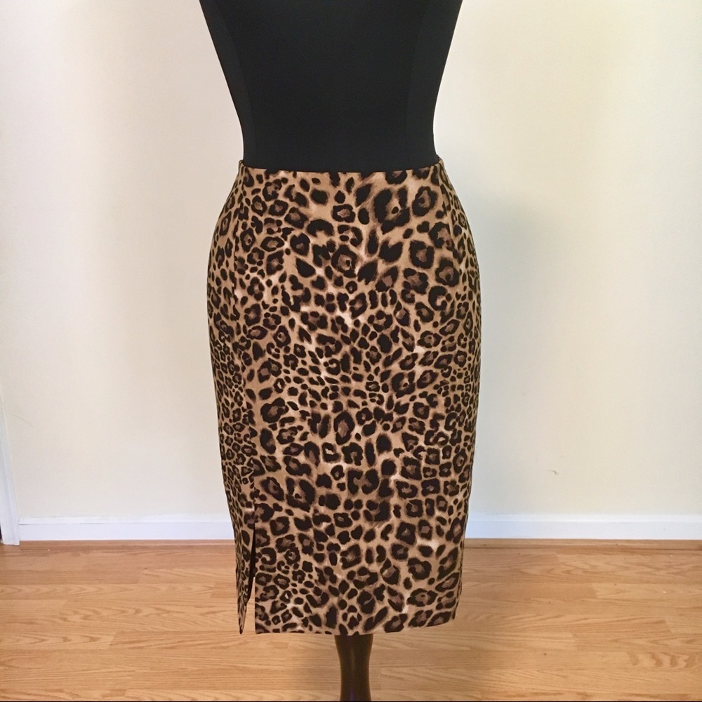 Leopard pencil skirt